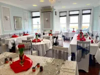 The Clarendon Hotel - breakfast