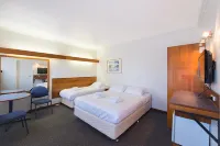 Blue Hills Motel - Мотели