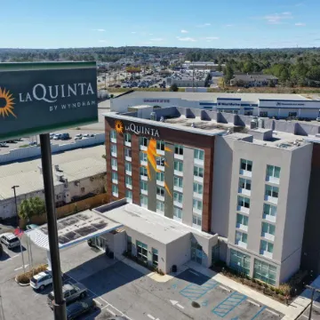 La Quinta Inn & Suites by Wyndham Mobile