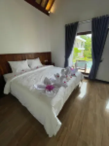 The Local Are Guling