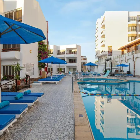 Marlin Inn Azur Resort