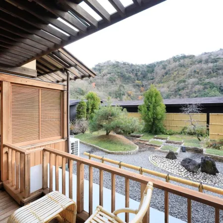 Hotel Okada