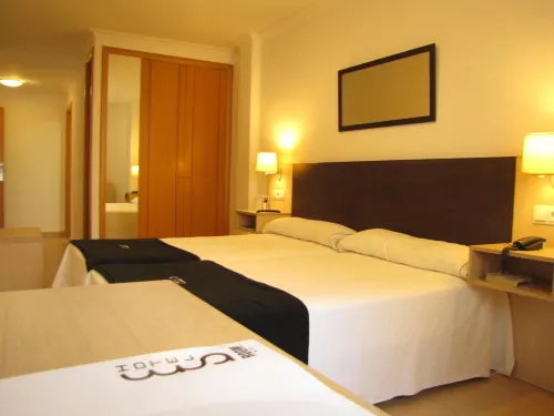 Hotel Room - Wifi