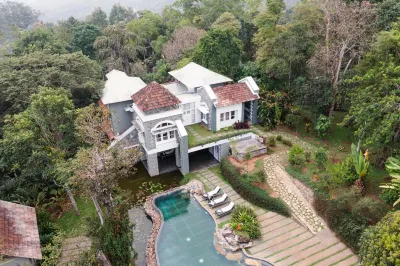 SpiceTree Rajakumari Hotels in Devikolam