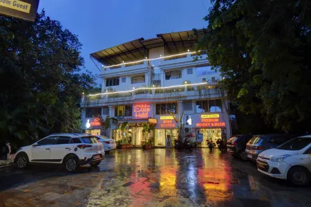 Elite Hotel Отели в г. Kune N.m.