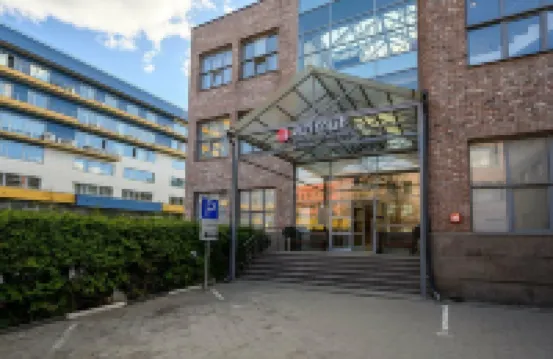AZIMUT hotel Derbenevskaya Moscow โรงแรมใกล้ครูติตสโกเย โพดโวรีย