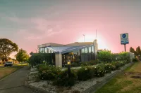 Mahoneys Motor Inn Hotel berhampiran Epping RSL Bistro