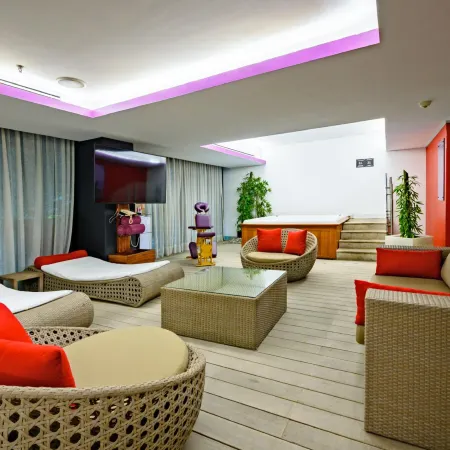 Las Suites Campos Eliseos