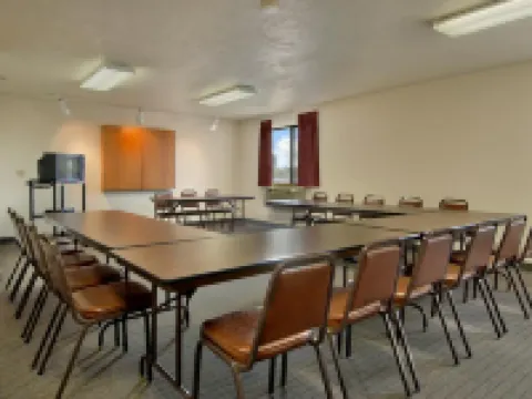 Super 8 by Wyndham Portland Airport Hotels in Portland