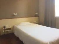 أوتيل دو سود فيو بور