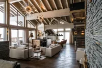 Mammoth Lodge by Alpine Residences Hotel di Courchevel