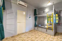 安朱納海烏珀斯青年旅館 住宿飯店