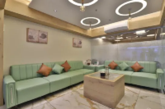 Treebo Urban, 1 Km from Railway Station