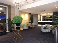 Bayfront Hotel Hotel in zona Centro commerciale Oceanic Mall