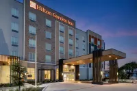 Hilton Garden Inn Austin Central Các khách sạn gần DeVry University