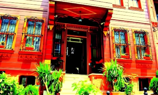 Le Safran Suite Hotel