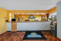 Days Inn by Wyndham Independence