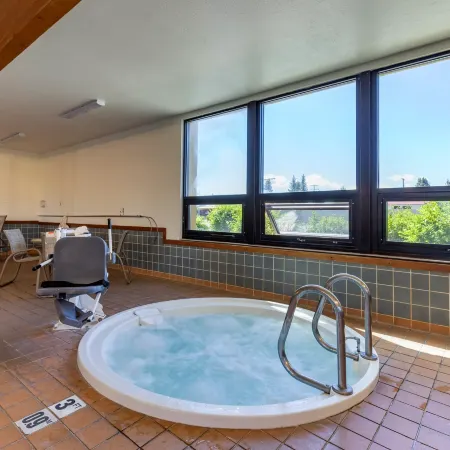 Garner Hotel Butte by IHG