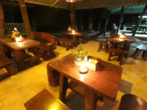 เกาะพยาม กรีนตะวัน รีสอร์ท โรงแรมในเกาะพยาม