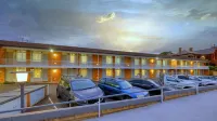 Goulburn Central Motel - parking