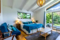 Ora Retreat - Beach