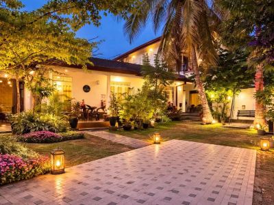 White Villa Airport Transit Hotel