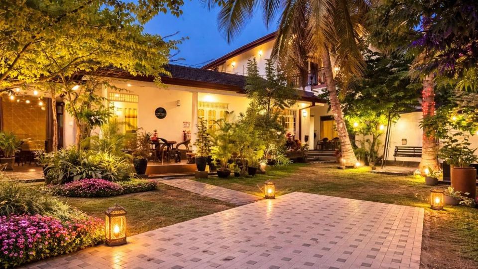 White Villa Airport Transit Hotel