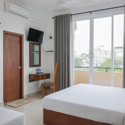 The Den 23 Hotels near Borella