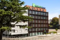 Holiday Inn Express Porto – Boavista Hôtels à proximité de : Holmes Place Boavista