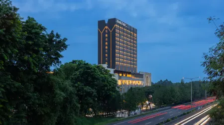 DoubleTree by Hilton Jakarta Bintaro Jaya