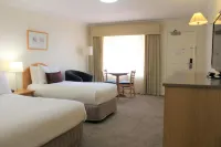 Carlyle Suites & Apartments