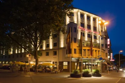 Mercure Hotel Duesseldorf City Center Hotels near City Center