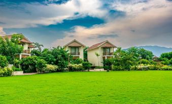 The Fern Sattva Resort - Polo Forest