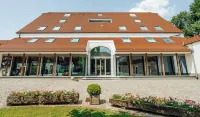 Relais de l'Empereur Hotels in Genappe