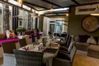 Village Boutique Hotel - พร้อมอาหารเช้า