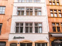 里昂學院酒店 鄰近里昂高盧羅馬博物館的酒店