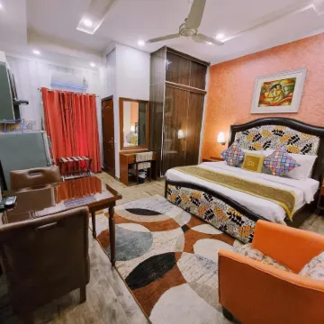 Hayyat Luxury Hotel Hotels near Lahore Zoo