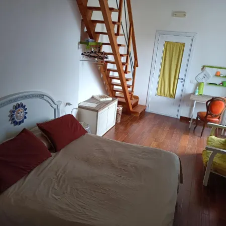 B&B PompeiLog
