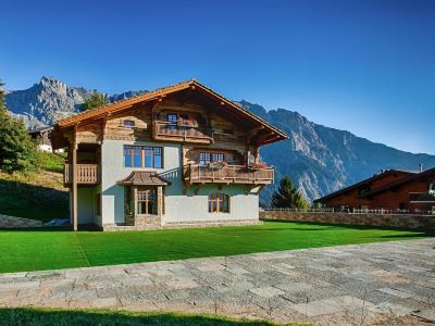 Between Boutique Hotel