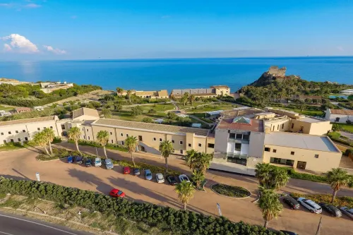 Falconara Greenblu Resort فنادق في Licata