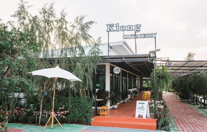 Klong Cafe & Resort