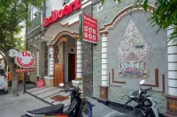 RedDoorz Near Stasiun Purwosari Hotel a Sondakan