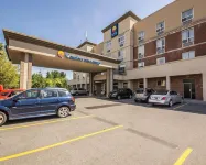 Comfort Inn & Suites - parking