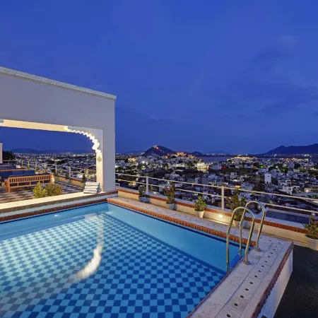 Raj Kuber - A Boutique Lake View Hotel