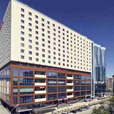 Mercure Tyumen' Tsentr Hotel Hotel Exterior