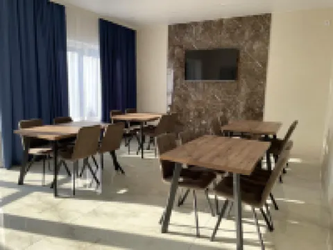 Raduga Hotel 利斯基酒店