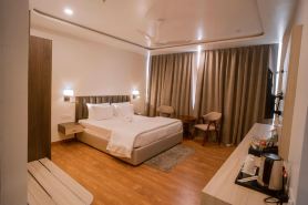 Mastiff Select Medha Plaza