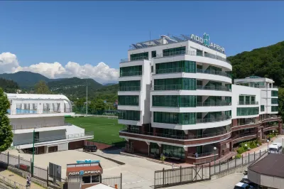 Loo-Arena Hotel Hotels near Tea Houses