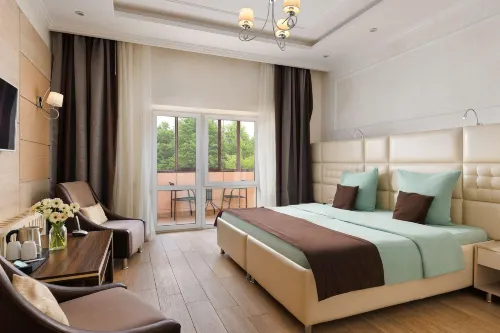 Bon Voyage 2 Korpus Hotel