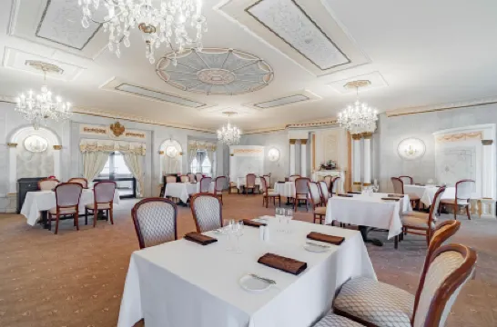 Президент-Отель